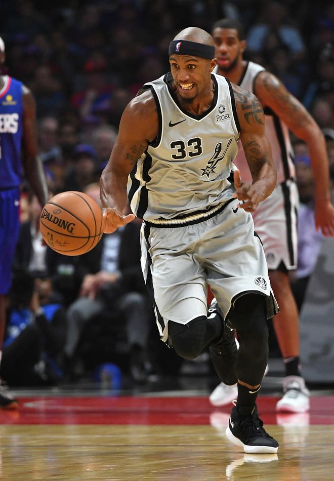 浙江稠州训练开放日,窗口期回应争议引欢呼,欧篮联在即,球队文化再被提及 -开云在线入口