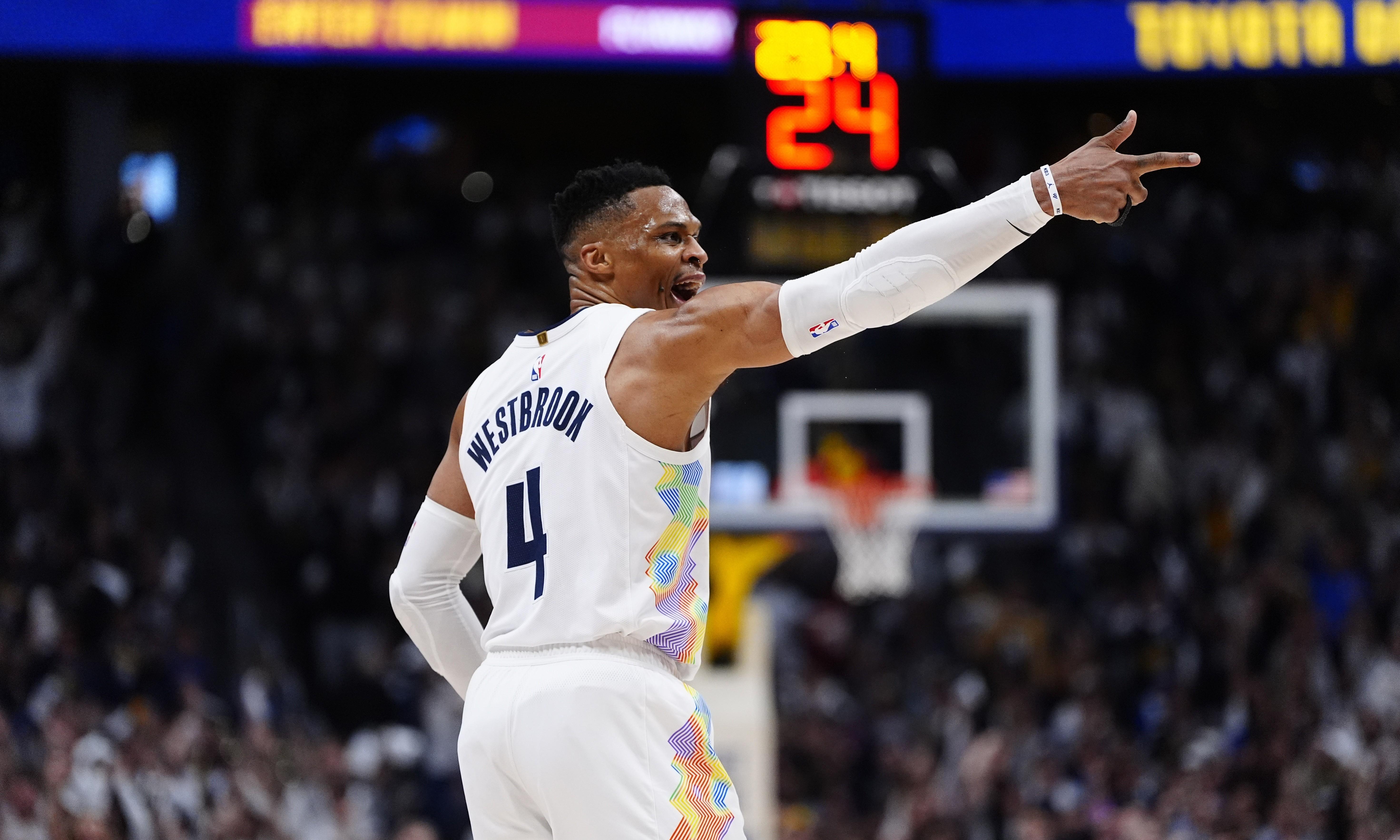 包含今夜体能课后;洛杉矶快船手感冰凉备战NBA季后赛;引发热议;控场能力受关注的词条-开云体育